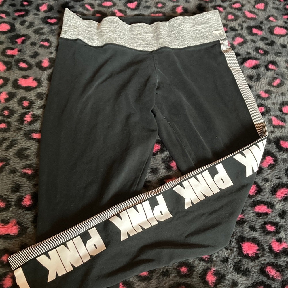 PINK Women's Black and Gray Leggings